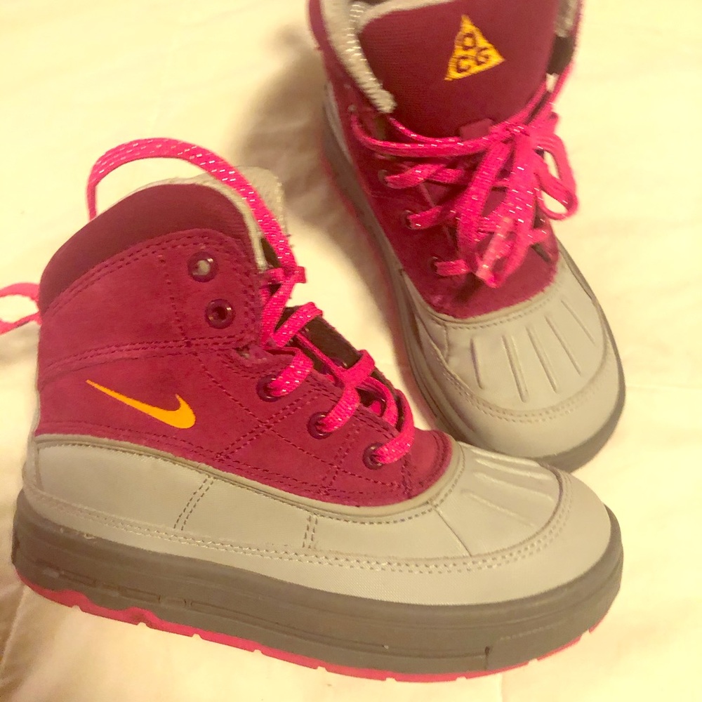 Girl Nike Boots